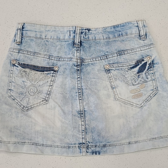 Dolce and Gabbana Denim Embroidered Mini Skirt - Picture 9 of 9